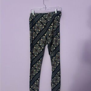 LuLaRoe Colorful Abstract Leggings